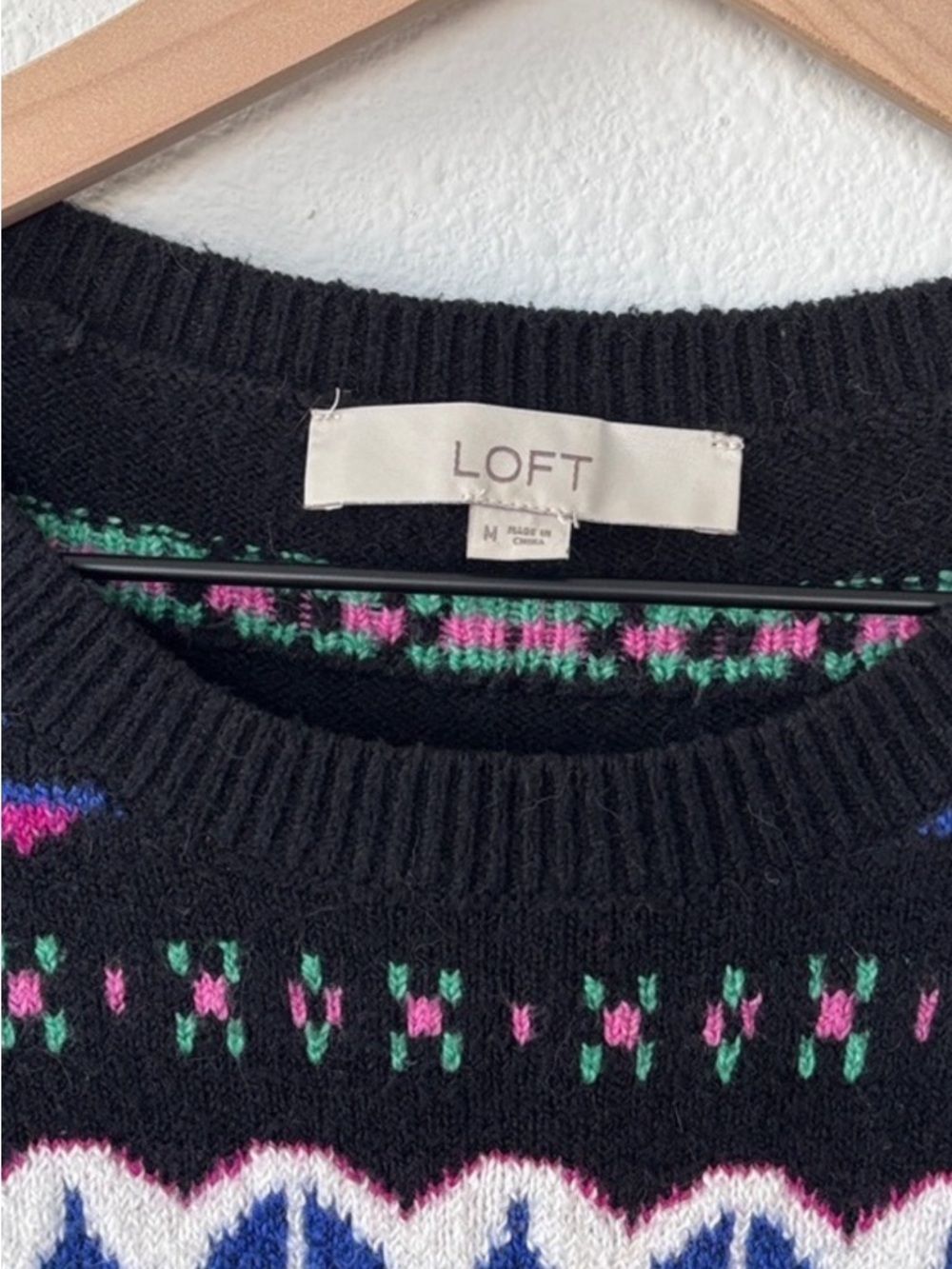 LOFT Fair Isle Sz Medium Multi Color Puff Sleeve Sweater Crewneck EUC - Picture 5 of 5